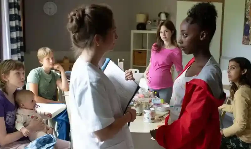 Young Mothers Parents Guide